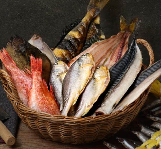 생방송오늘저녁 묵호항 덕장 가족 반건조생선