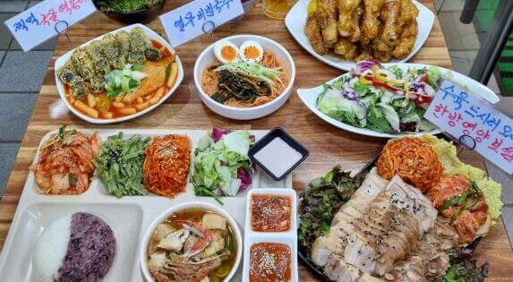 생방송오늘저녁 8000원 치킨 생맥주 무한리필 한식뷔페