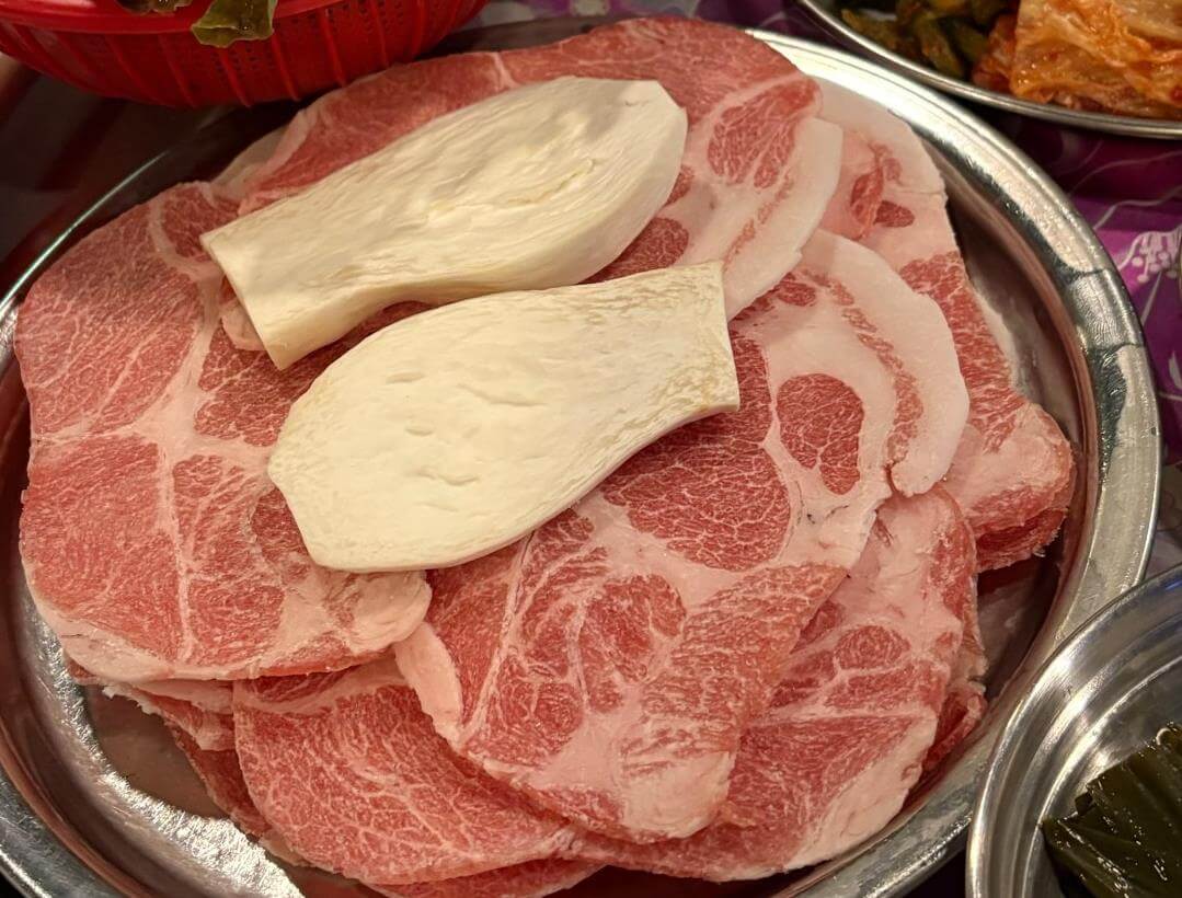 생방송투데이 외국인의 밥상 냉동삼겹살한상의 냉삼